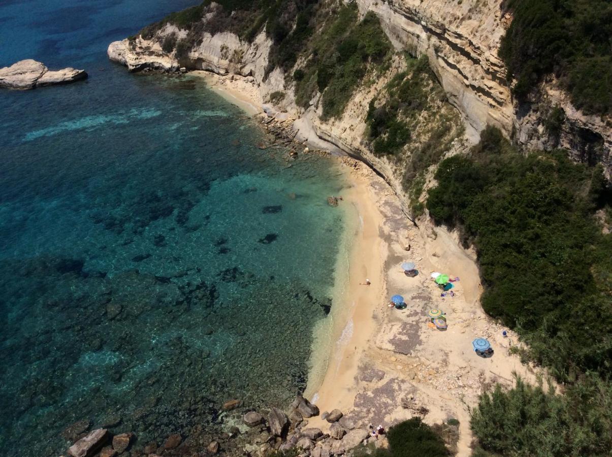 Mihaila Seaside: 2 Bedroom Bungalows Kefalonia Spartià Eksteriør billede