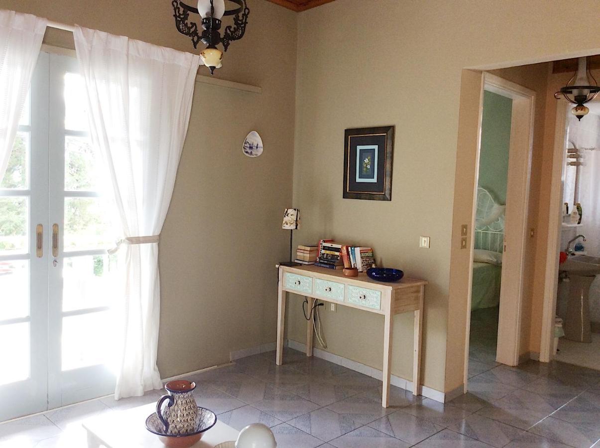 Mihaila Seaside: 2 Bedroom Bungalows Kefalonia Spartià Eksteriør billede